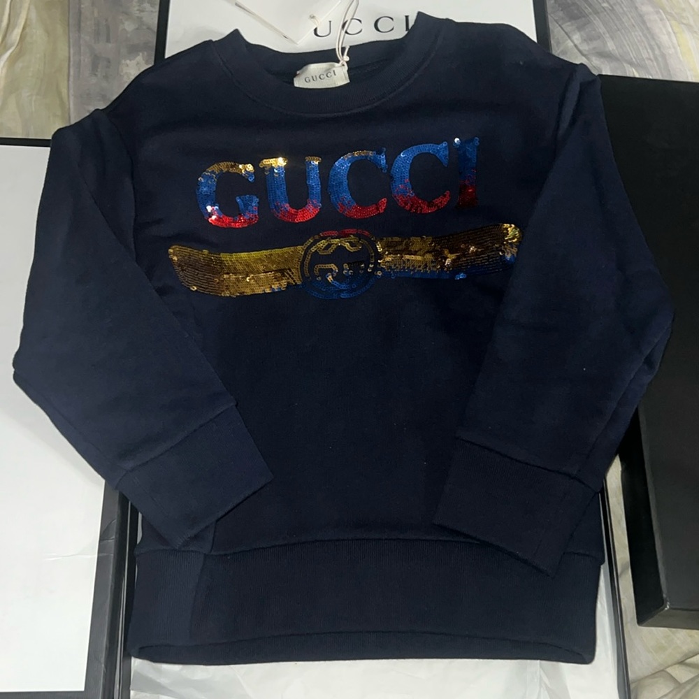 Kid Gucci Sweatshirt size 5 never worn tags still attached